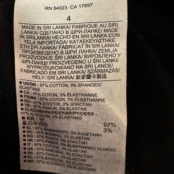 Banana Republic Women’s Non-Iron Black White Dot Print Button Down Shirt Size 4 - Picture 6 of 7